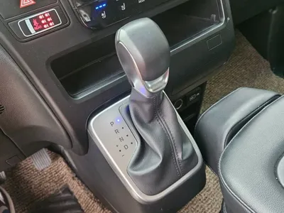 Hyundai Staria 2023, 36000 км, за 21488.56 USD - фото 7