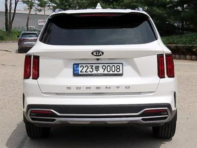 Kia Sorento 2021, 69466 км, за 16673.23 USD