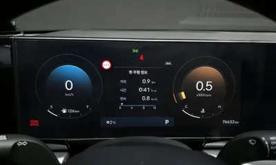 Hyundai Grandeur 2023, 76632 км, за 15888.51 USD - фото 8