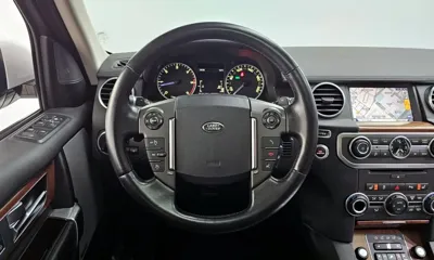Land Rover Discovery 2016, 66098 км, за 21076.97 USD - фото 13
