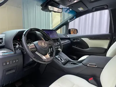 Lexus LM 2020, 157000 км, за 93159.25 USD