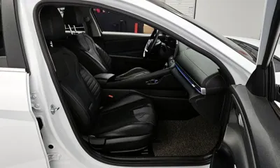 Hyundai Avante 2021, 61855 км, за 10181.29 USD - фото 12