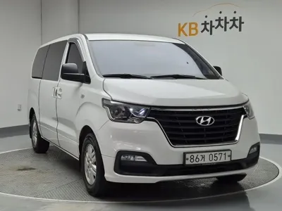 Hyundai Starex 2019, 203839 км, за 5750.93 USD