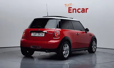 MINI Cooper 2012, 92870 км, за 3296.99 USD