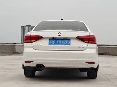 Volkswagen Lavida 2018, 120000 км, за 5692.99 USD