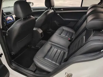 Volkswagen Lavida 2018, 120000 км, за 5692.99 USD - фото 10