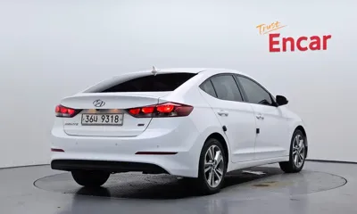 Hyundai Avante 2017, 146077 км, за 5197.77 USD