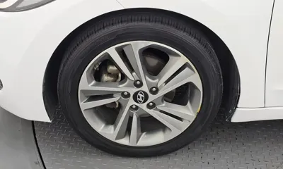 Hyundai Avante 2017, 146077 км, за 5197.77 USD