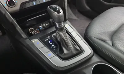 Hyundai Avante 2017, 146077 км, за 5197.77 USD - фото 9