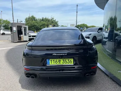 Porsche Panamera 2025, 16888 км, за 120199.17 USD