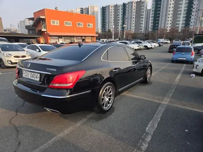 Hyundai Equus 2012, 232523 км, за 2445.8 USD