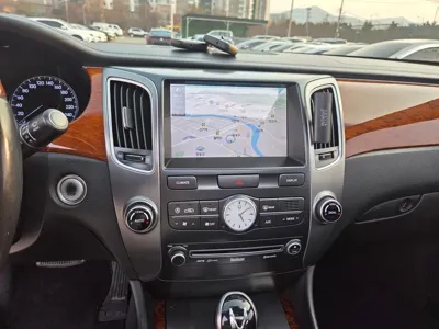 Hyundai Equus 2012, 232523 км, за 2445.8 USD - фото 12