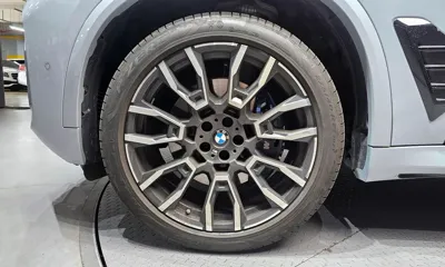 BMW X5 2025, 8257 км, за 87304.71 USD