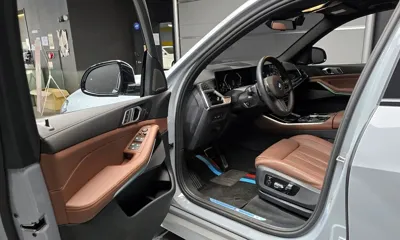 BMW X5 2025, 8257 км, за 87304.71 USD - фото 10
