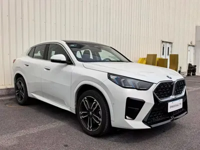 BMW X2 (Import) 2025, 6000 км, за 26381.43 USD