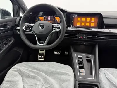 Volkswagen Golf 2024, 100 км, за 21777.09 USD - фото 10