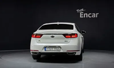 Kia K7 2017, 102716 км, за 65140.1 USD