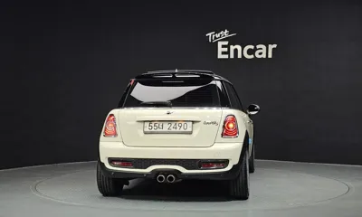 MINI Cooper 2013, 85719 км, за 4266.77 USD