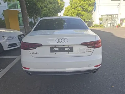 Audi A4L 2018, 170700 км, за 12631 USD