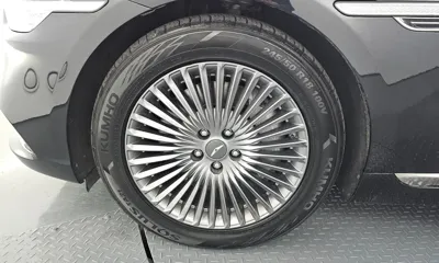 Genesis G90 2019, 225618 км, за 13046.35 USD