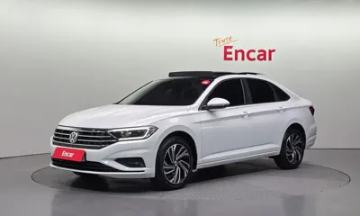 Volkswagen Jetta · 2021 год