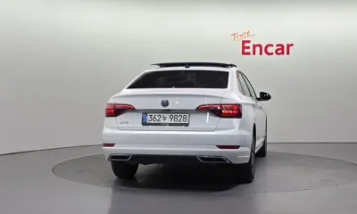 Volkswagen Jetta 2021, 25971 км, за 23452.78 USD