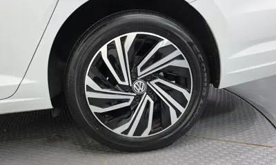 Volkswagen Jetta 2021, 25971 км, за 23452.78 USD - фото 21