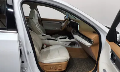 Hyundai Grandeur 2020, 90887 км, за 16381.71 USD - фото 11
