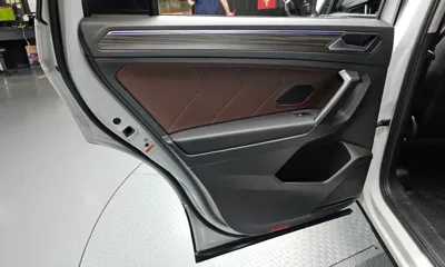 Volkswagen Tiguan 2023, 33894 км, за 20283.58 USD - фото 25