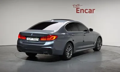 BMW 5-Series 2018, 121113 км, за 16887.4 USD