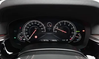 BMW 5-Series 2018, 121113 км, за 16887.4 USD - фото 8