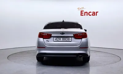 Kia K5 2014, 166438 км, за 3150.85 USD