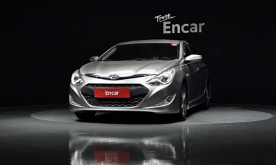 Hyundai Sonata 2012, 96148 км, за 3770.39 USD
