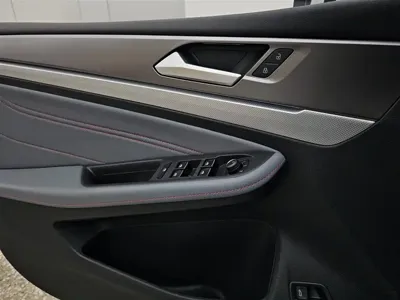 Volkswagen Lamando 2025, 7400 км, за 16083.95 USD - фото 8