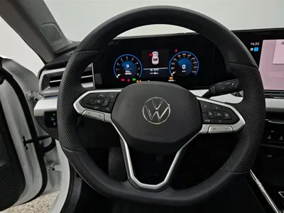 Volkswagen Lamando 2025, 7400 км, за 16083.95 USD - фото 9