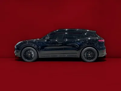 Porsche Cayenne · 2020 год