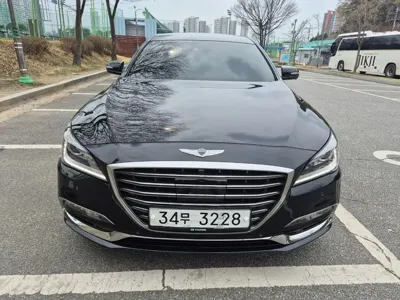 Genesis G80 2017, 140171 км, за 11661.24 USD