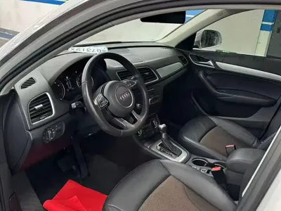 Audi Q3 2019, 80000 км, за 10776.1 USD