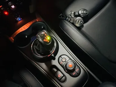 MINI Countryman 2018, 93999 км, за 8527.24 USD - фото 9