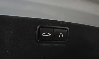 Genesis G80 2017, 185820 км, за 7794.32 USD - фото 20