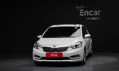 Kia K3 2015, 104517 км, за 3581.43 USD