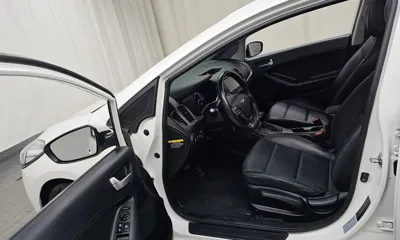 Kia K3 2015, 104517 км, за 3581.43 USD - фото 10