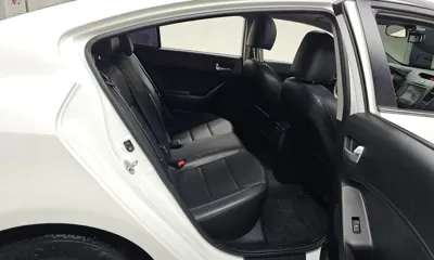 Kia K3 2015, 104517 км, за 3581.43 USD - фото 11