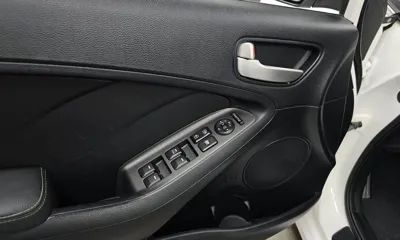 Kia K3 2015, 104517 км, за 3581.43 USD - фото 18