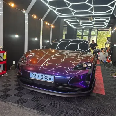 Porsche Taycan · 2026 год