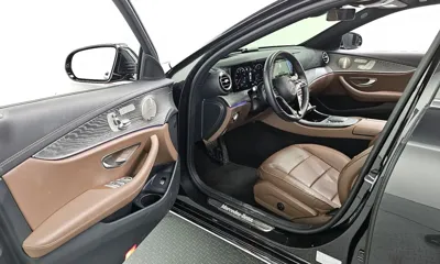 Mercedes-Benz E-Class 2023, 75980 км, за 30618.91 USD - фото 10