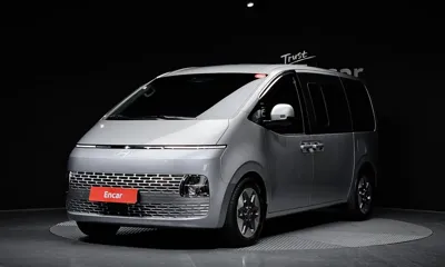 Hyundai Staria · 2025 год