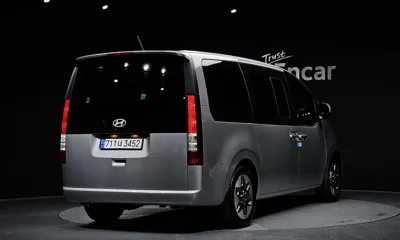 Hyundai Staria 2025, 7456 км, за 23118.6 USD