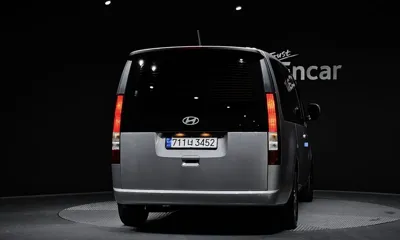 Hyundai Staria 2025, 7456 км, за 23118.6 USD