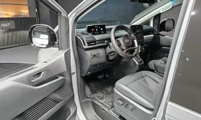 Hyundai Staria 2025, 7456 км, за 23118.6 USD - фото 11